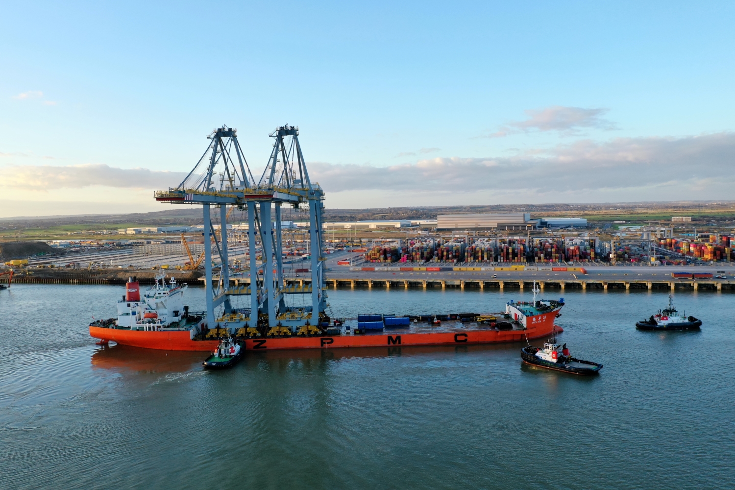 DPWorld@AndrewBowen_lowres3.jpg
